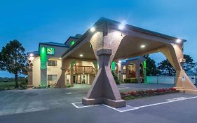 Quality Inn & Suites Redwood Coast